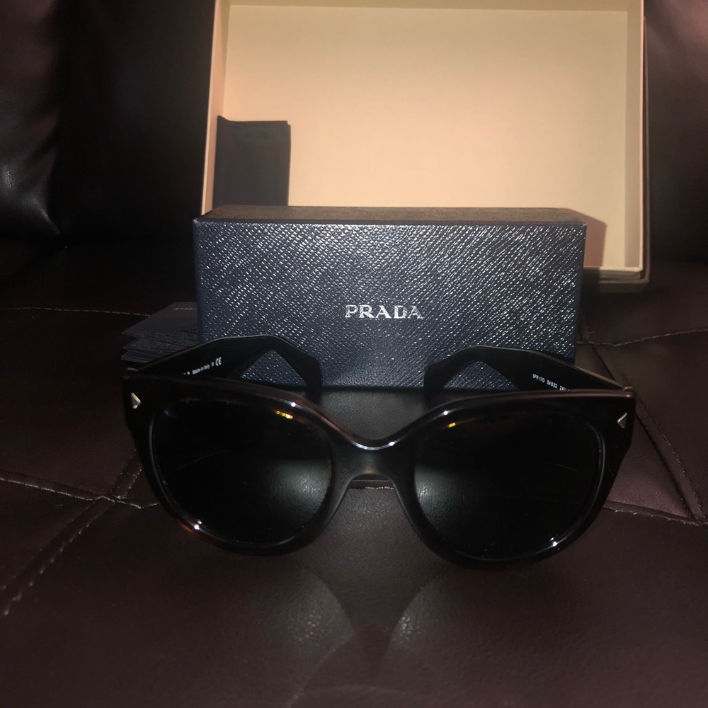 Authentic Prada Sunglasses - image 5